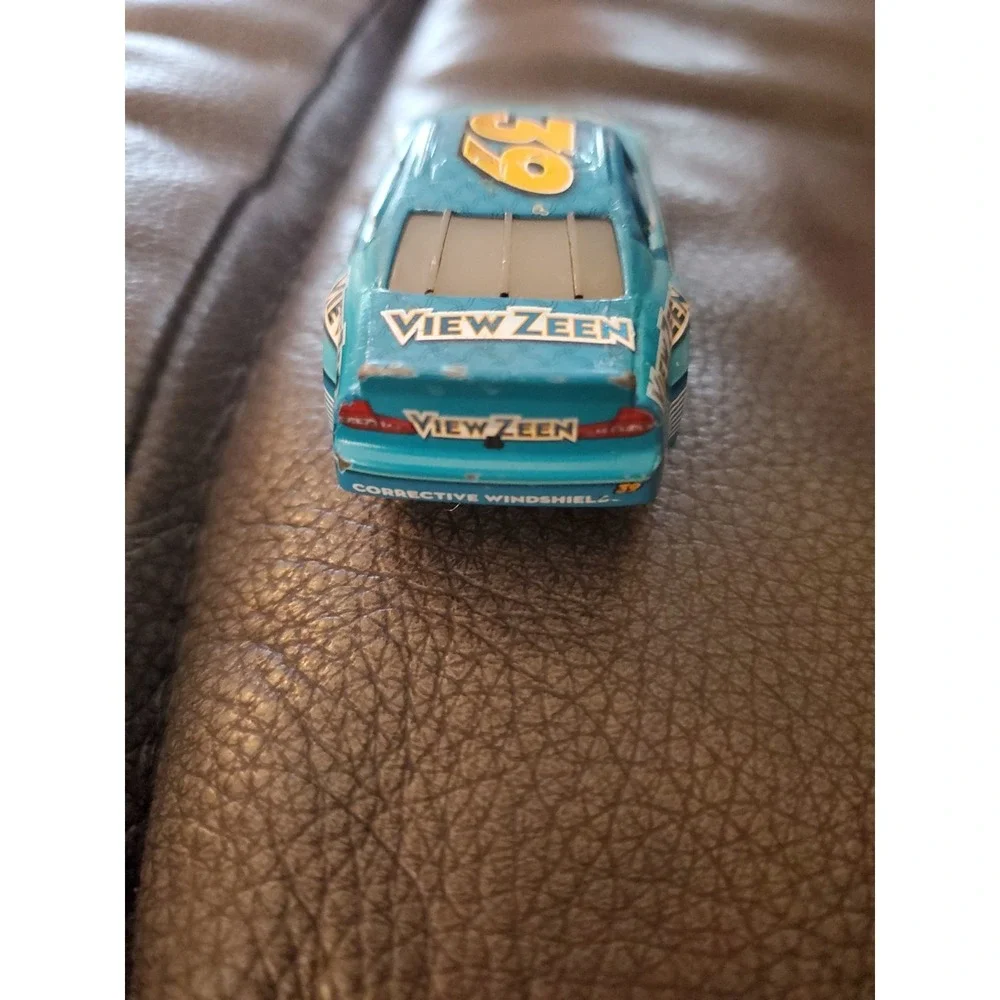 Disney Pixar Cars #39 View Zeen Buck Bearingly 1:55